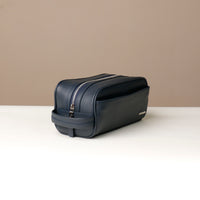 Toiletry bag Emmiliano, navy blue, handcrafted with premium leather, lateral view